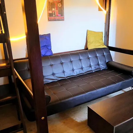 Le Petit Studio De 아파트 님